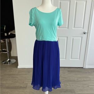 Tilbea London Nursing Dress size Medium